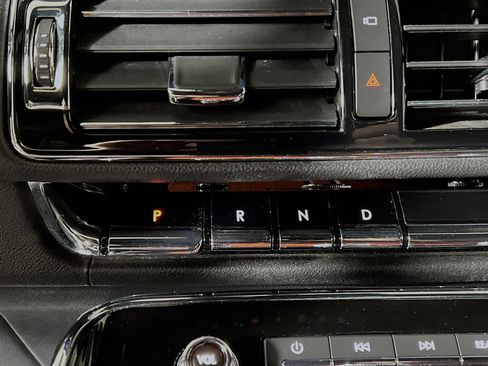 Used 2022 Lincoln Navigator Reserve image 24