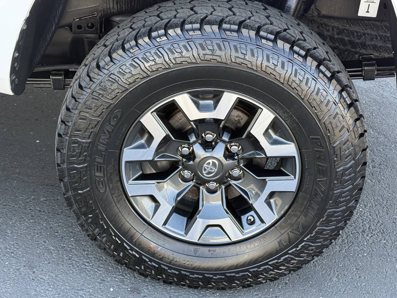 Used 2020 Toyota Tacoma SR w/ SR Convenience Package RWD image 14