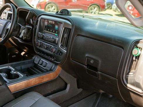 Used 2015 Chevrolet Silverado 1500 LTZ w/ LTZ Plus Package image 11