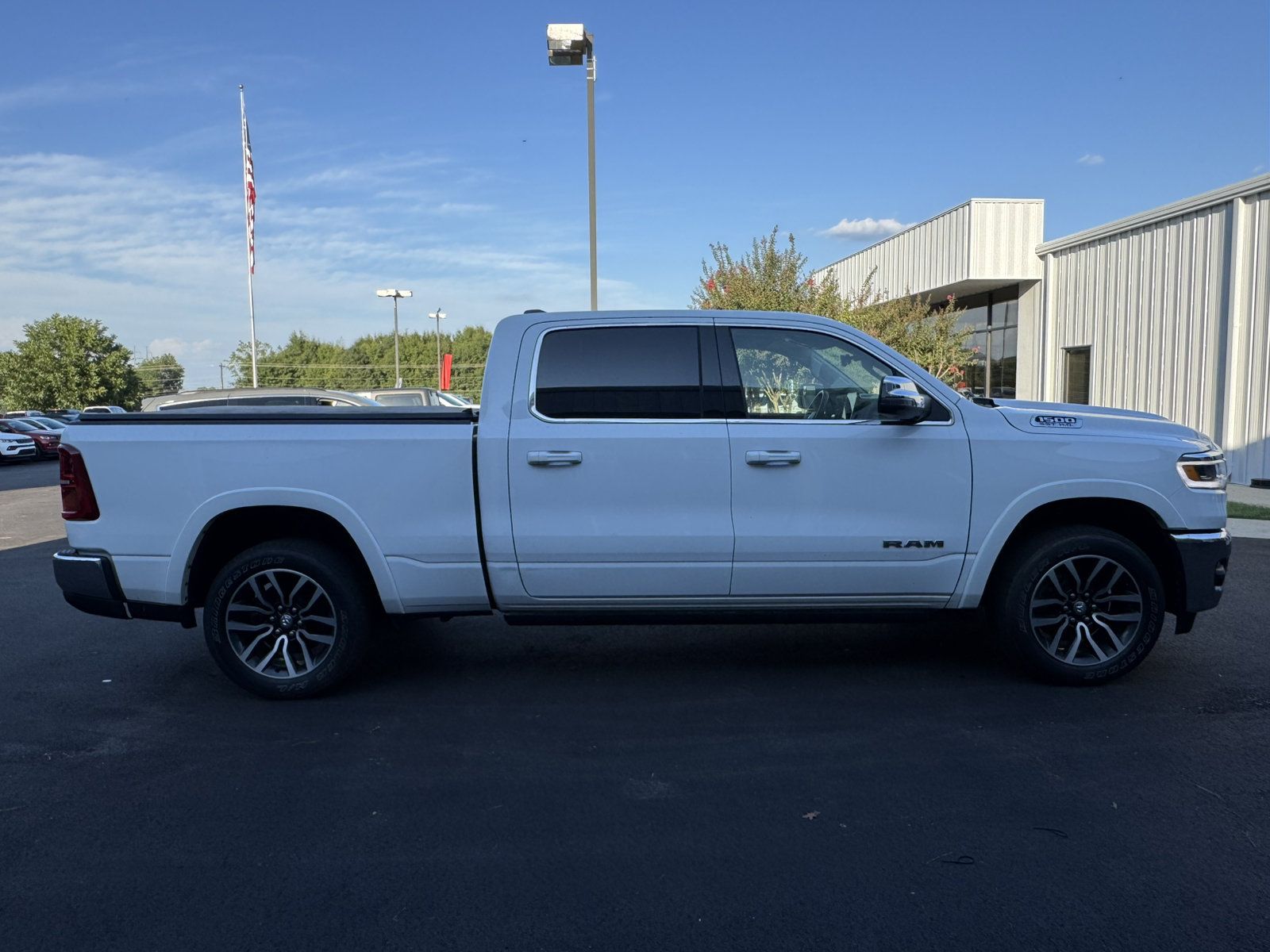 Used 2025 RAM 1500 Limited AWD/4WD image 4