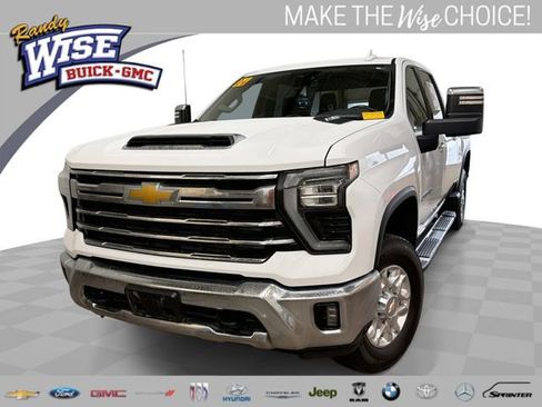Used 2024 Chevrolet Silverado 2500 LTZ image 1