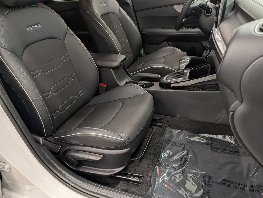 Used 2023 Kia Forte GT-Line FWD image 33