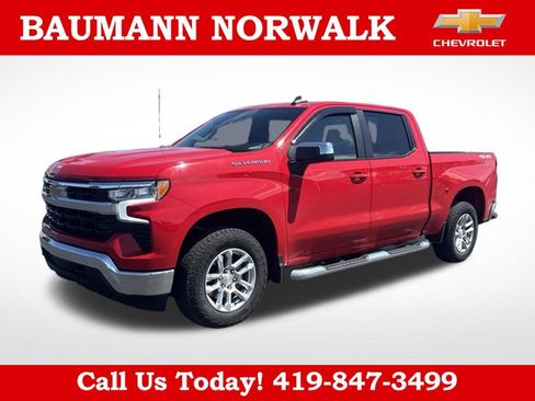Used 2022 Chevrolet Silverado 1500 LT AWD/4WD image 1