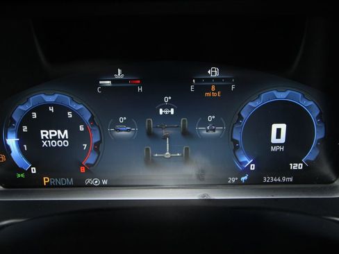 Used 2025 Ford Bronco Outer Banks image 9