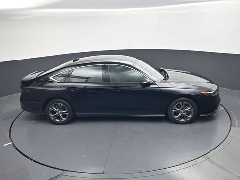 Used 2023 Honda Accord EX image 26