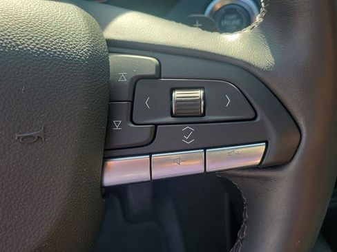 Certified 2023 Cadillac XT4 Premium Luxury image 54