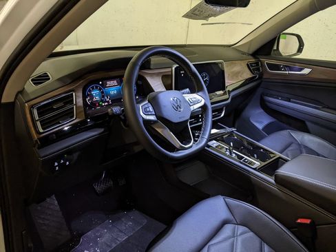 New 2026 Volkswagen Atlas SE AWD/4WD image 8