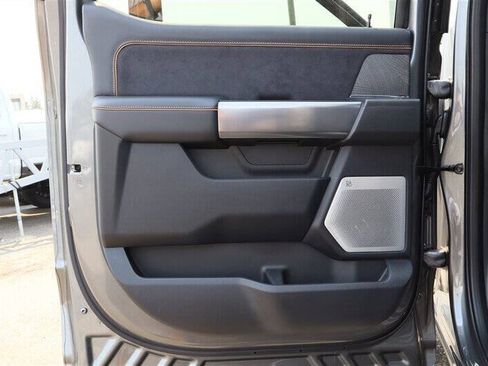 Used 2024 Ford F350 Platinum AWD/4WD image 27
