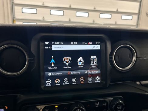 Used 2023 Jeep Wrangler Unlimited Sahara w/ Cold Weather Group image 24