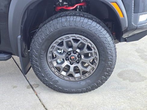 New 2026 Nissan Frontier PRO-4X w/ Pro Premium Package image 9