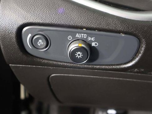 Used 2024 Chevrolet Malibu LT image 33