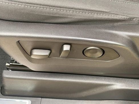 Used 2023 GMC Sierra 1500 Elevation image 15