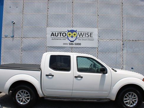 Used 2019 Nissan Frontier SV RWD image 4