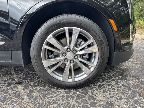 New 2025 Cadillac XT5 Premium Luxury w/ LPO, Floor Liner Package image 4