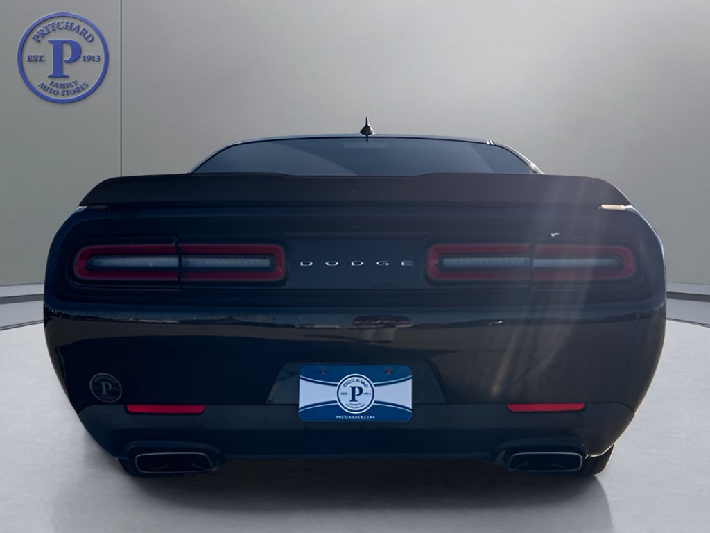 Used 2015 Dodge Challenger R/T Scat Pack RWD image 6