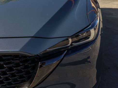 Used 2022 MAZDA CX-5 Carbon Edition image 11