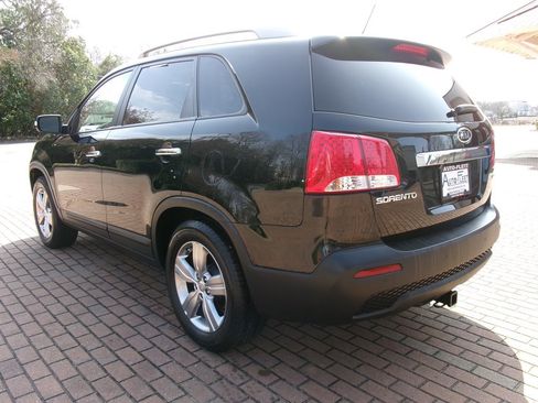 Used 2012 Kia Sorento EX w/ EX V6 Premium Pkg image 7