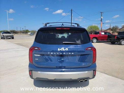 Used 2025 Kia Telluride S AWD/4WD image 6