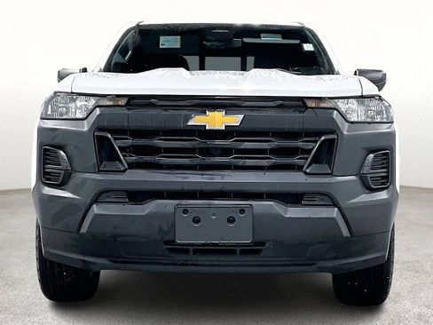 Used 2025 Chevrolet Colorado W/T image 5
