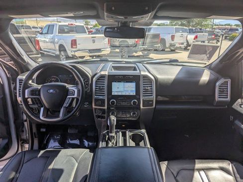 Used 2016 Ford F150 Platinum w/ Equipment Group 701A Luxury AWD/4WD image 22
