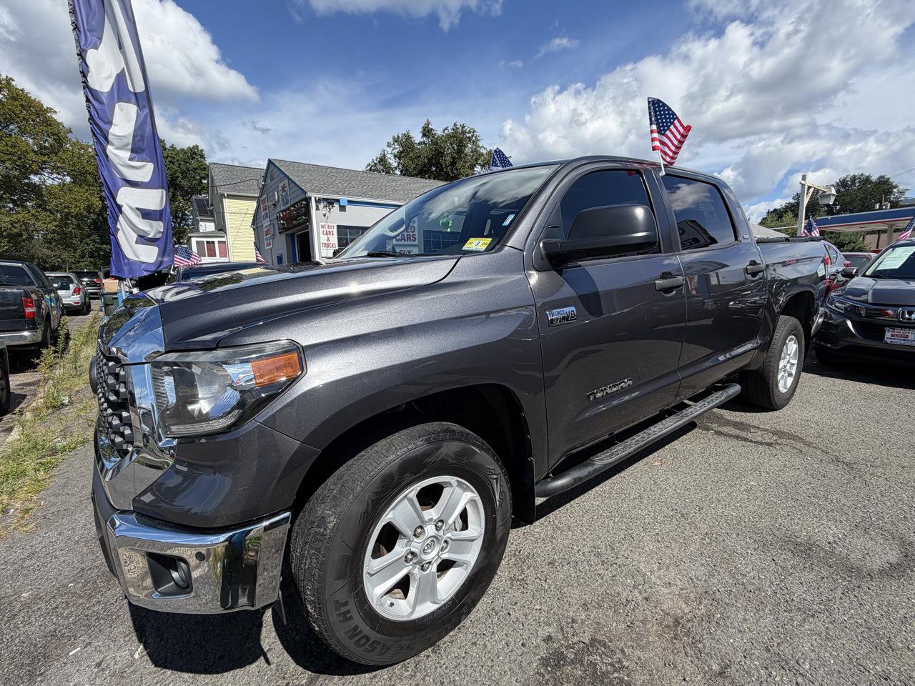 Used 2021 Toyota Tundra SR5 AWD/4WD image 5