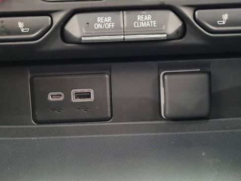 Used 2022 Chevrolet Tahoe RST w/ Sport Performance Package AWD/4WD image 14