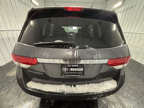 Used 2017 Honda Odyssey LX image 3