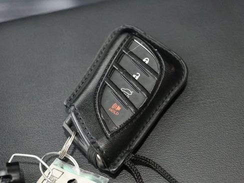 Used 2023 Lexus ES 300h Ultra Luxury w/ Accessory Package (Z1) FWD image 39
