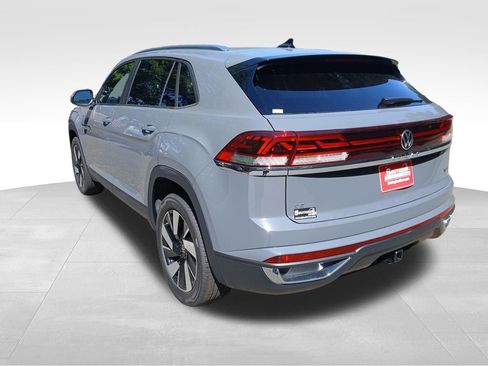 New 2026 Volkswagen Atlas Cross Sport SE image 3
