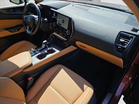 Used 2025 Lexus NX 250 FWD image 20