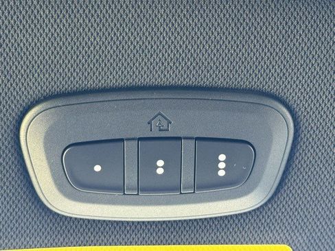 New 2026 Chrysler Pacifica Select image 25