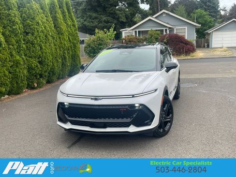 Used 2025 Chevrolet Equinox EV RS FWD image 1
