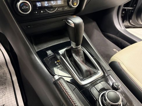 Used 2015 MAZDA MAZDA3 s Grand Touring image 23