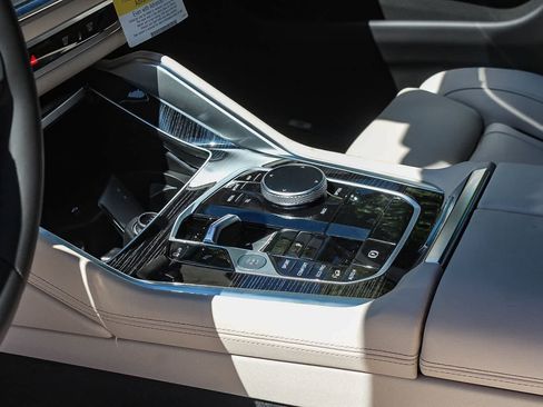 New 2026 BMW X6 xDrive40i AWD/4WD image 19