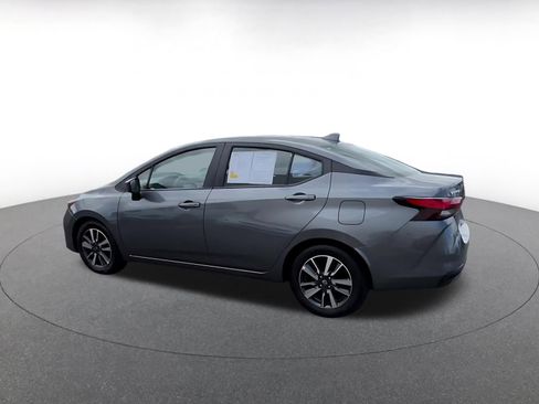 Used 2025 Nissan Versa SV FWD image 10