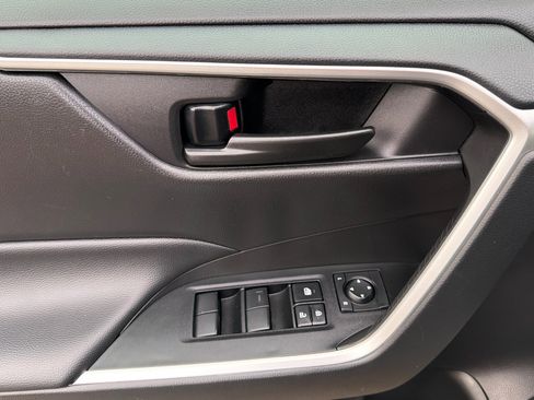 Certified 2025 Toyota RAV4 LE image 11