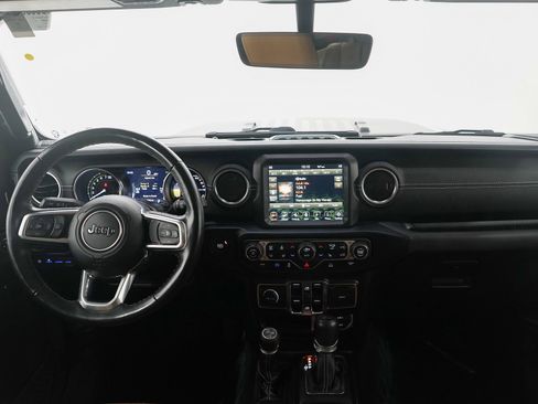 Used 2022 Jeep Wrangler Unlimited Sahara w/ Cold Weather Group image 13