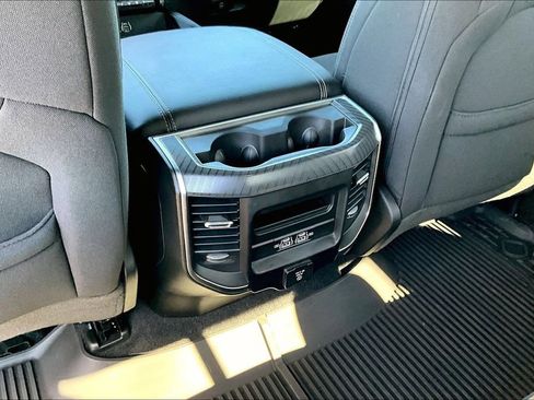 Used 2025 RAM 1500 Big Horn AWD/4WD image 13