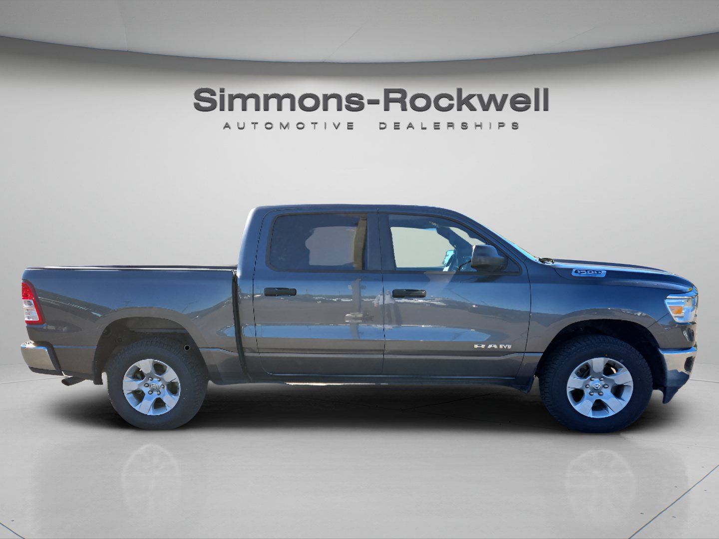 Used 2023 RAM 1500 Big Horn AWD/4WD image 6