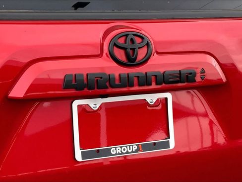 Used 2024 Toyota 4Runner SR5 Premium w/ Moonroof Package AWD/4WD image 10