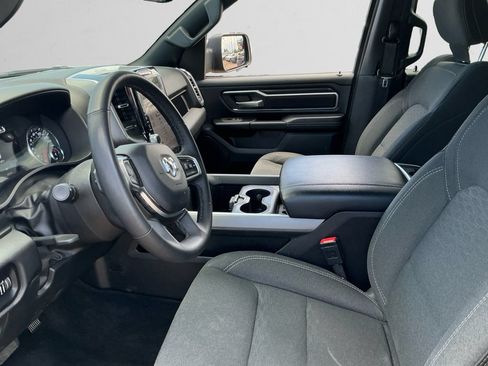Used 2025 RAM 1500 Big Horn AWD/4WD image 9