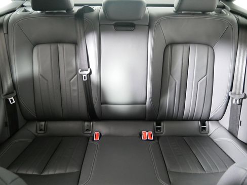 Used 2024 Audi A6 Premium Plus image 13