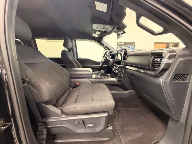 Used 2022 Ford F150 XLT w/ Equipment Group 302A High AWD/4WD image 18