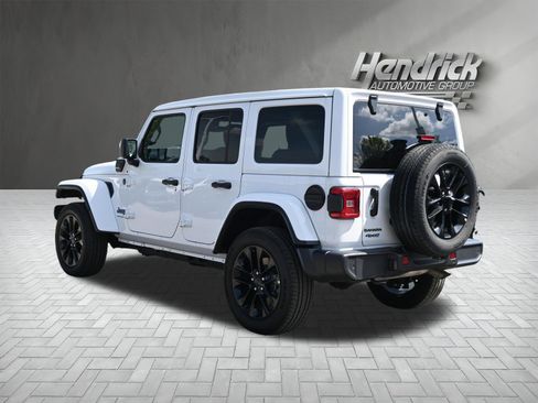Used 2025 Jeep Wrangler Sahara w/ Safety Group image 8