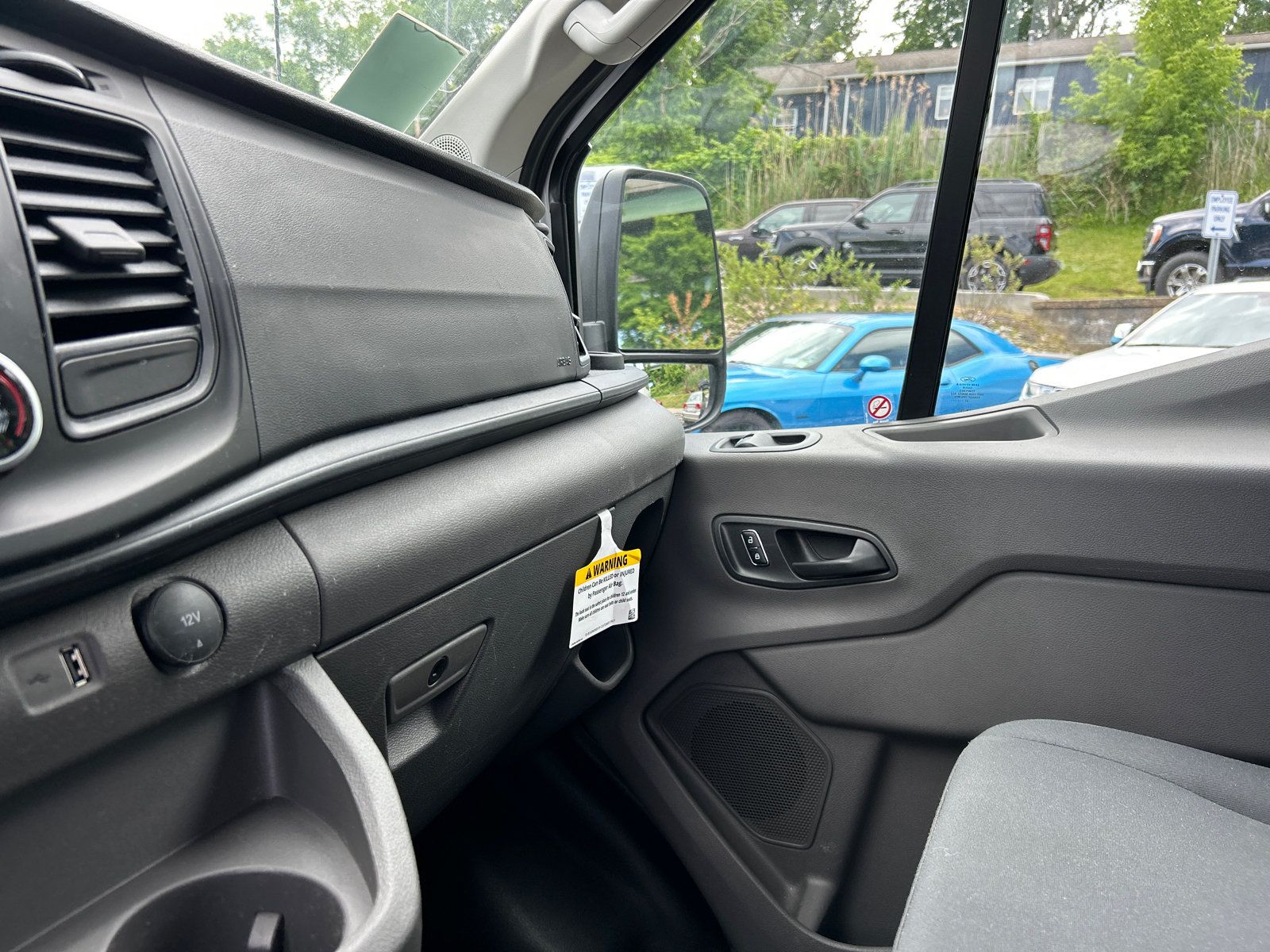 Used 2025 Ford Transit 250 Low Roof w/ Exterior Upgrade Package RWD image 18
