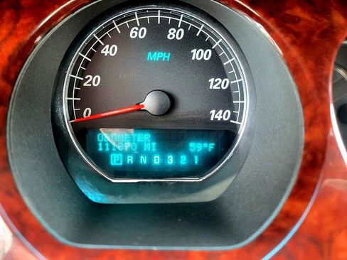 Used 2007 Buick Lucerne CXL image 16