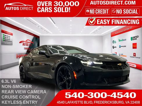 Used 2023 Chevrolet Camaro LT RWD image 1