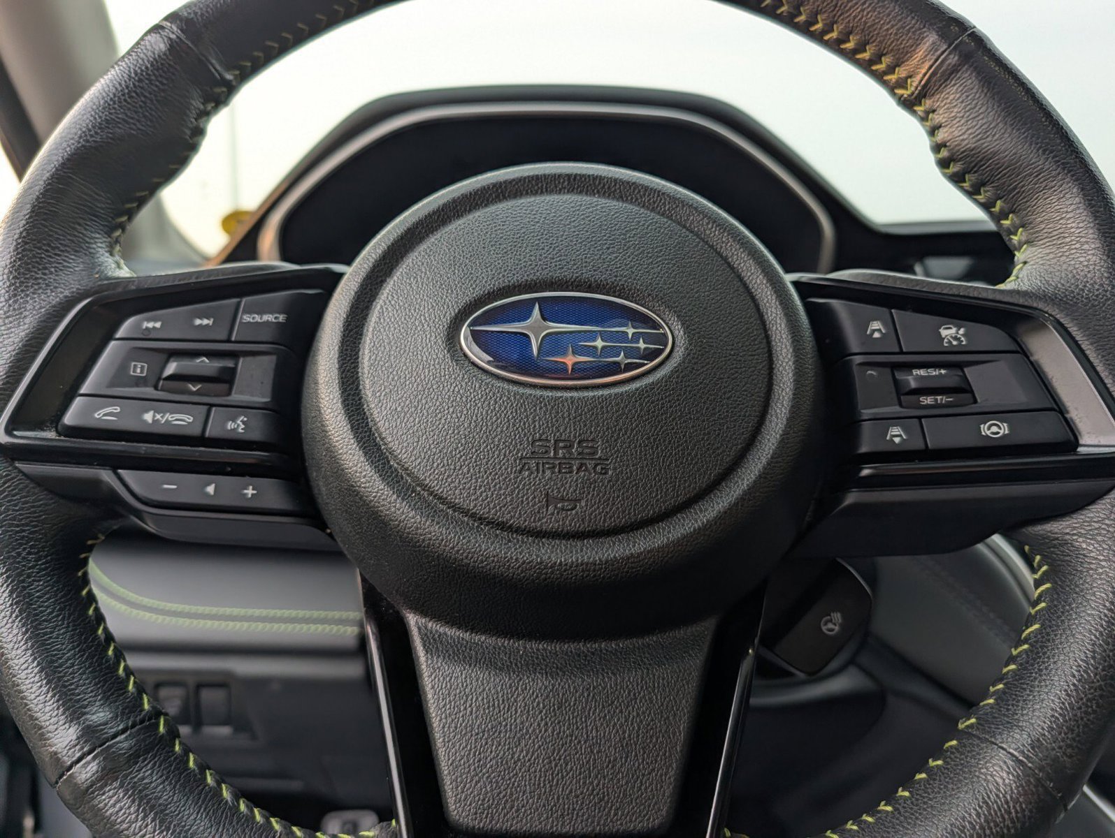 Certified 2025 Subaru Outback Onyx Edition AWD/4WD image 30