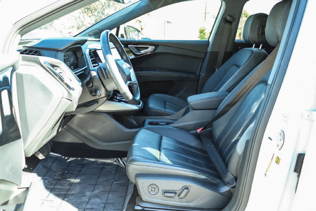 Used 2023 Audi Q4 e-tron Premium Plus w/ Premium Plus RWD image 18