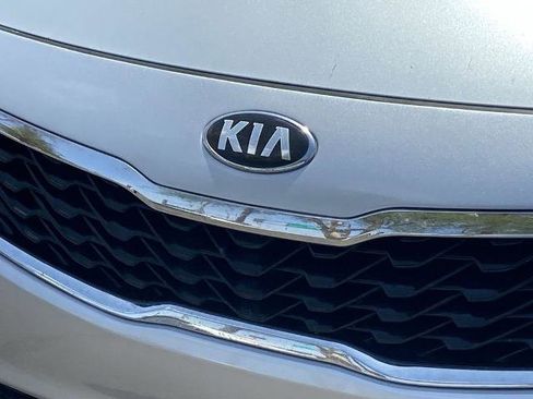 Used 2020 Kia Optima SE FWD image 26